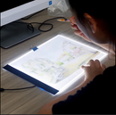 Caderno Led para Desenho + 12 Lápis Grafíte (Brinde)!