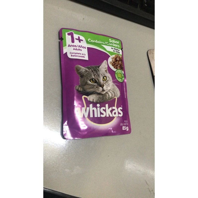 Escova para Gatos + Whiskas (Brinde)!